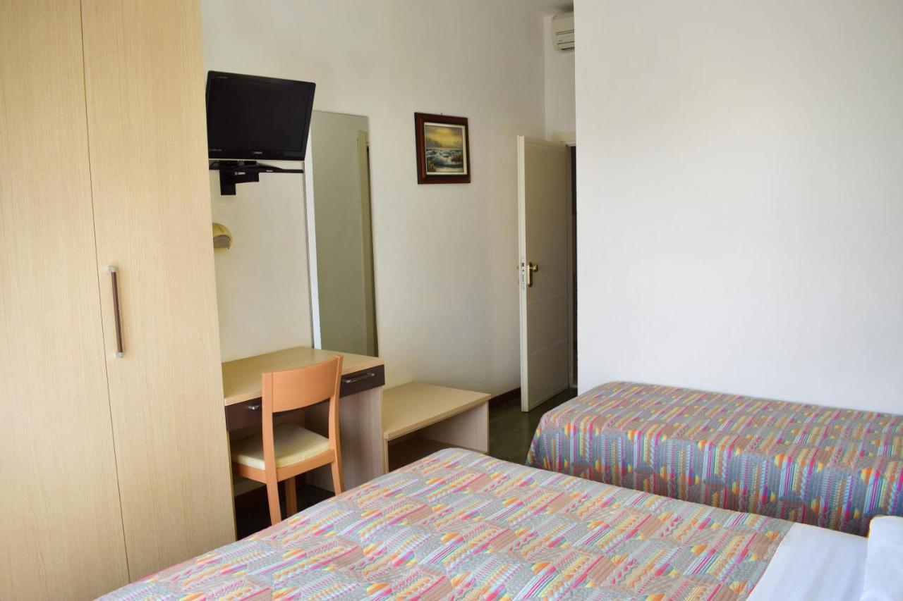 Hotel Gattuccio チェゼナーティコ エクステリア 写真